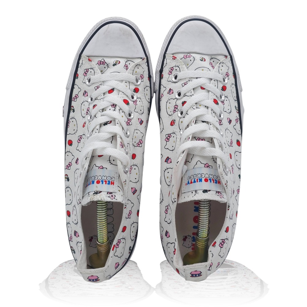 Converse Chuck Taylor All Star Low Top Hello Kitty White Sneakers Womens Size 10